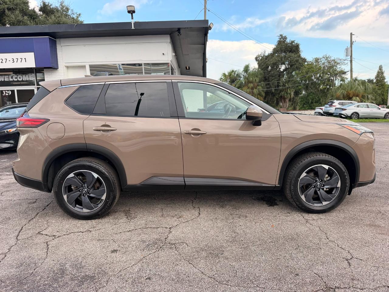 Nissan Rogue SV AWD 2025