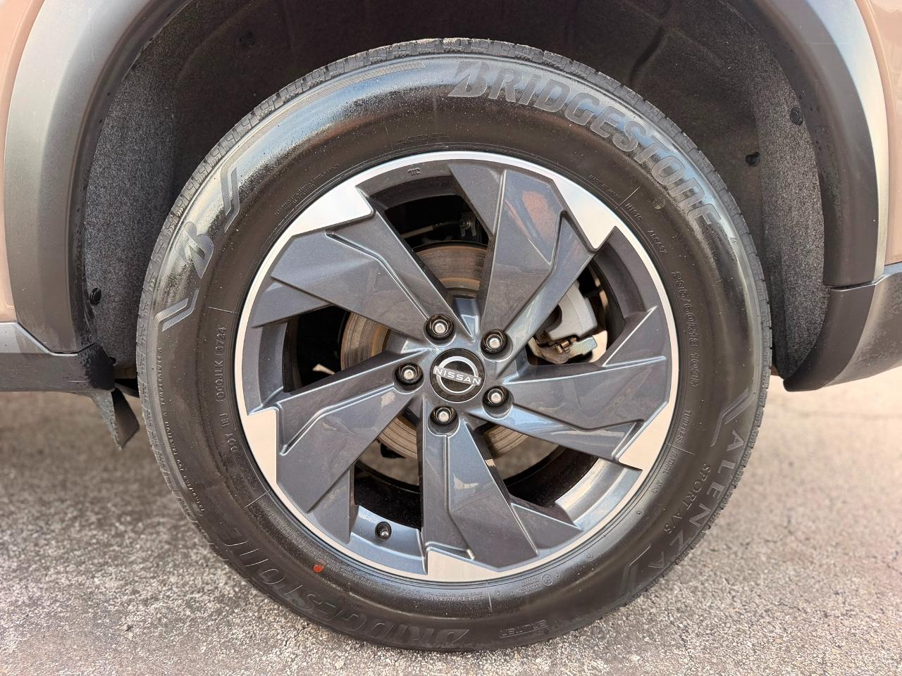 Nissan Rogue SV AWD 2025