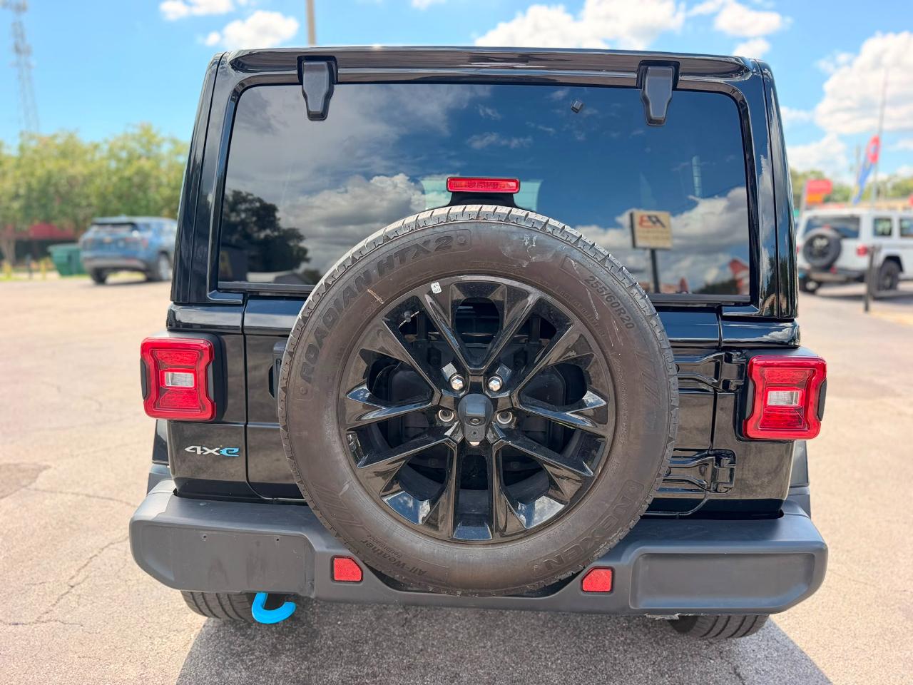 Jeep Wrangler 4xe Sahara 2024