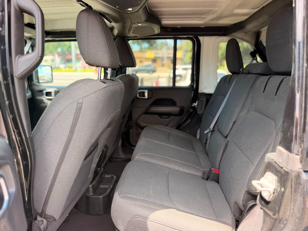 Jeep Wrangler 4xe Sahara 2024