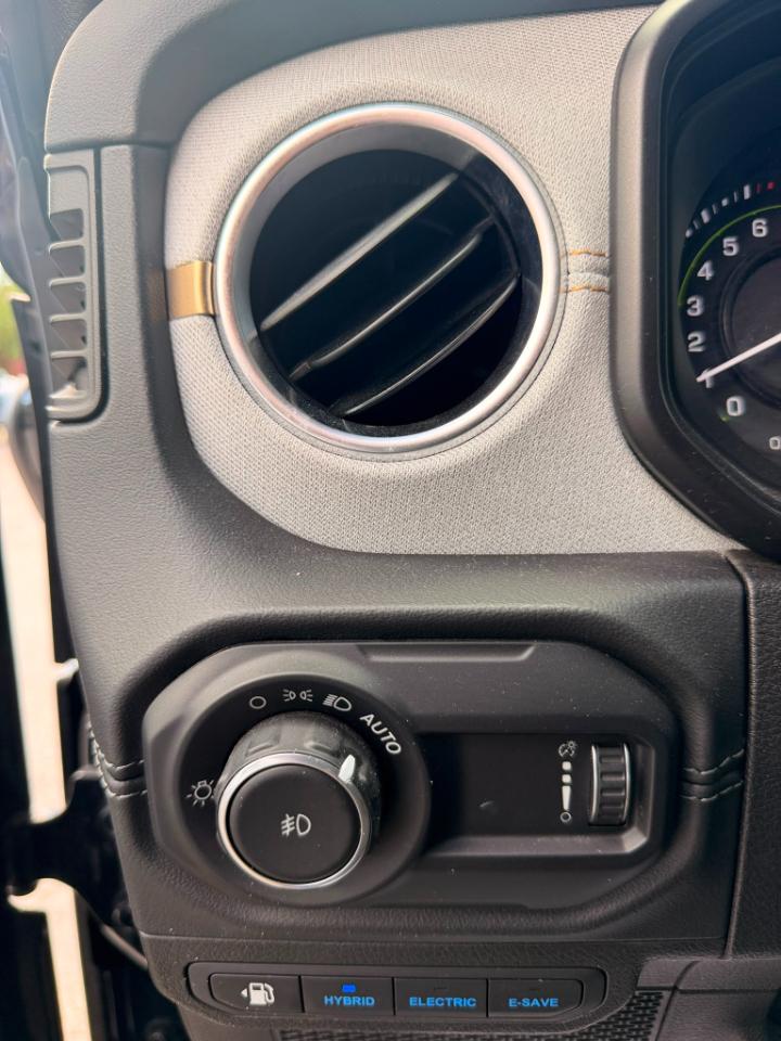 Jeep Wrangler 4xe Sahara 2024