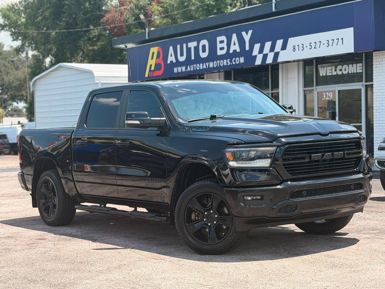 RAM 1500 Big Horn Crew Cab SWB 4WD 2022