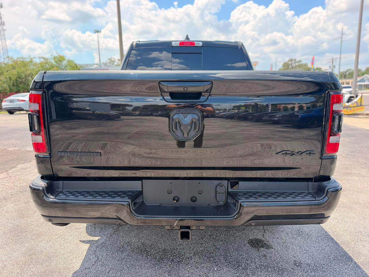 RAM 1500 Big Horn Crew Cab SWB 4WD 2022