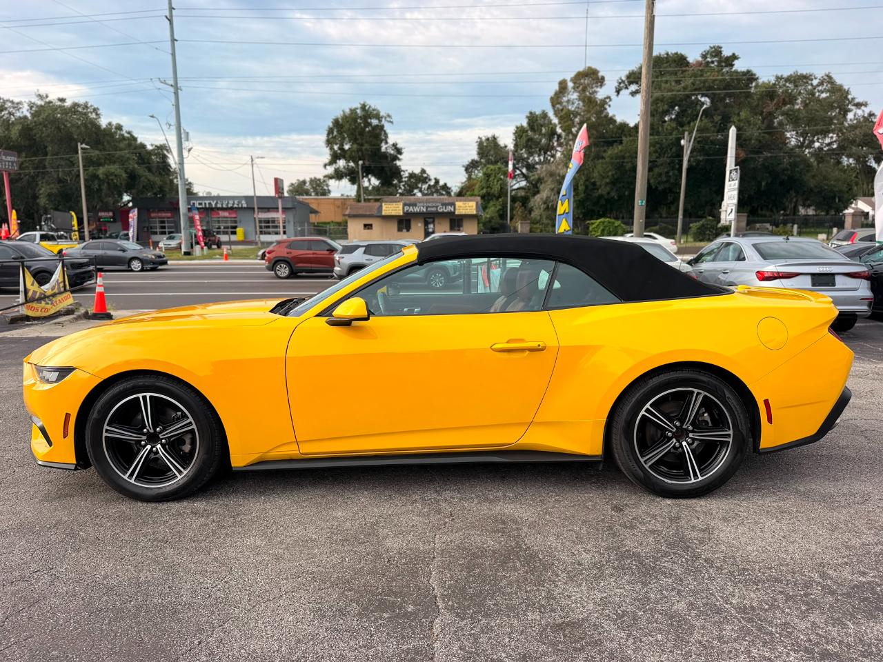 Ford Mustang EcoBoost Premium Convertible 2024
