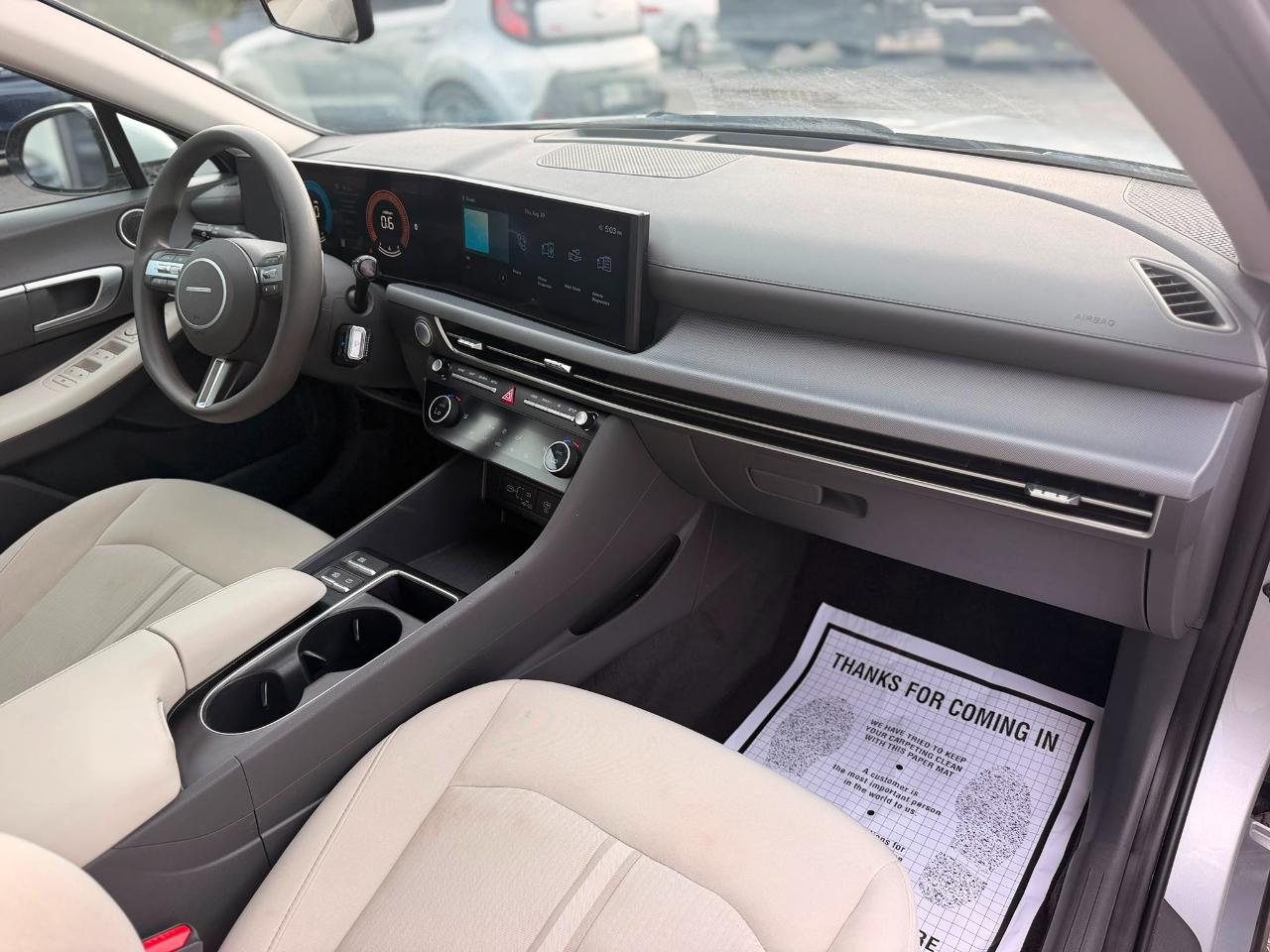 Hyundai Sonata SEL 2025
