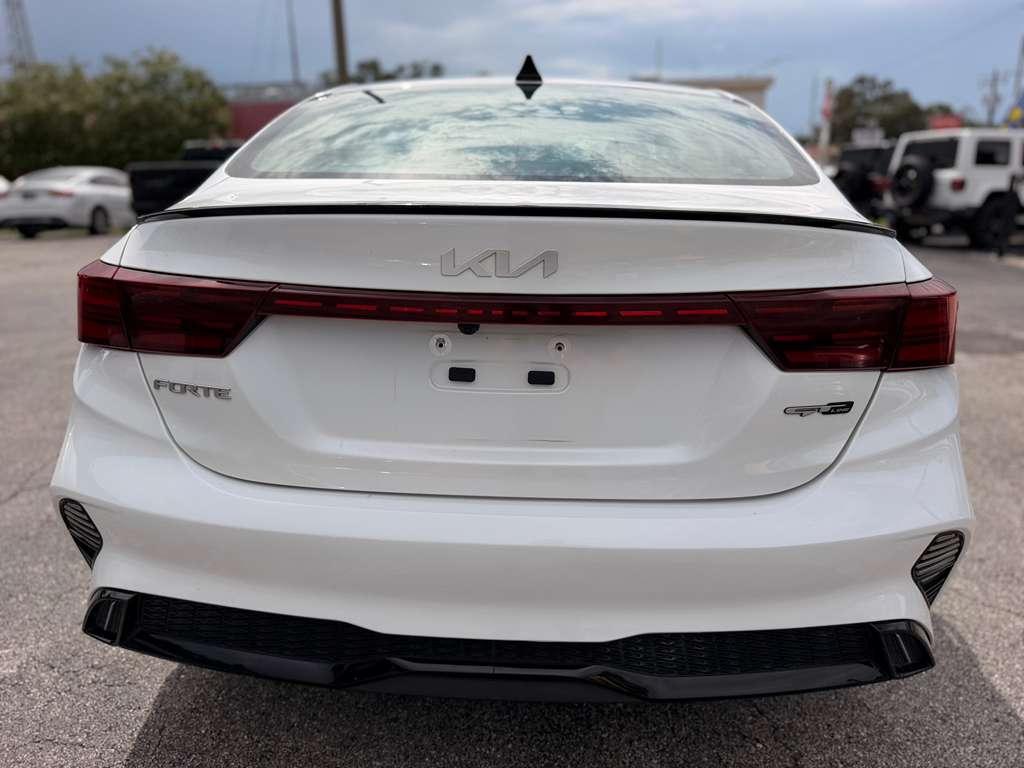 Kia Forte GT Line 2024