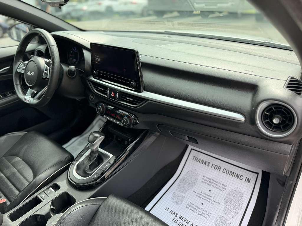 Kia Forte GT Line 2024