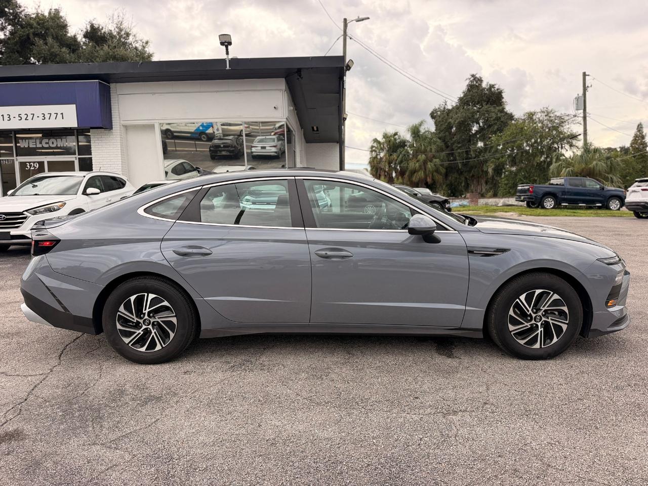 Hyundai Sonata Hybrid Blue 2025