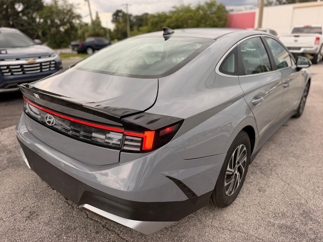 Hyundai Sonata Hybrid Blue 2025