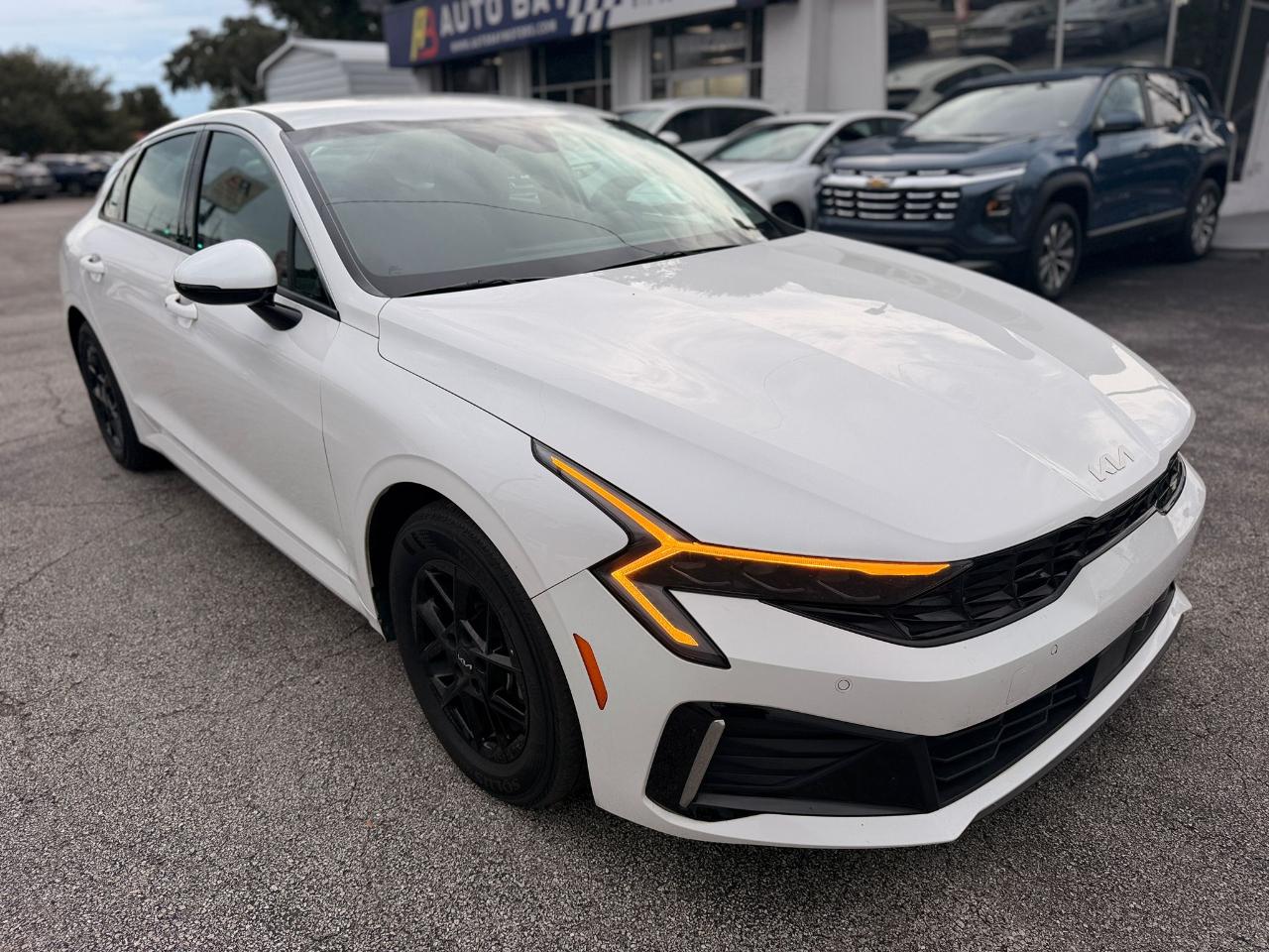 Kia K5 LXS 2026