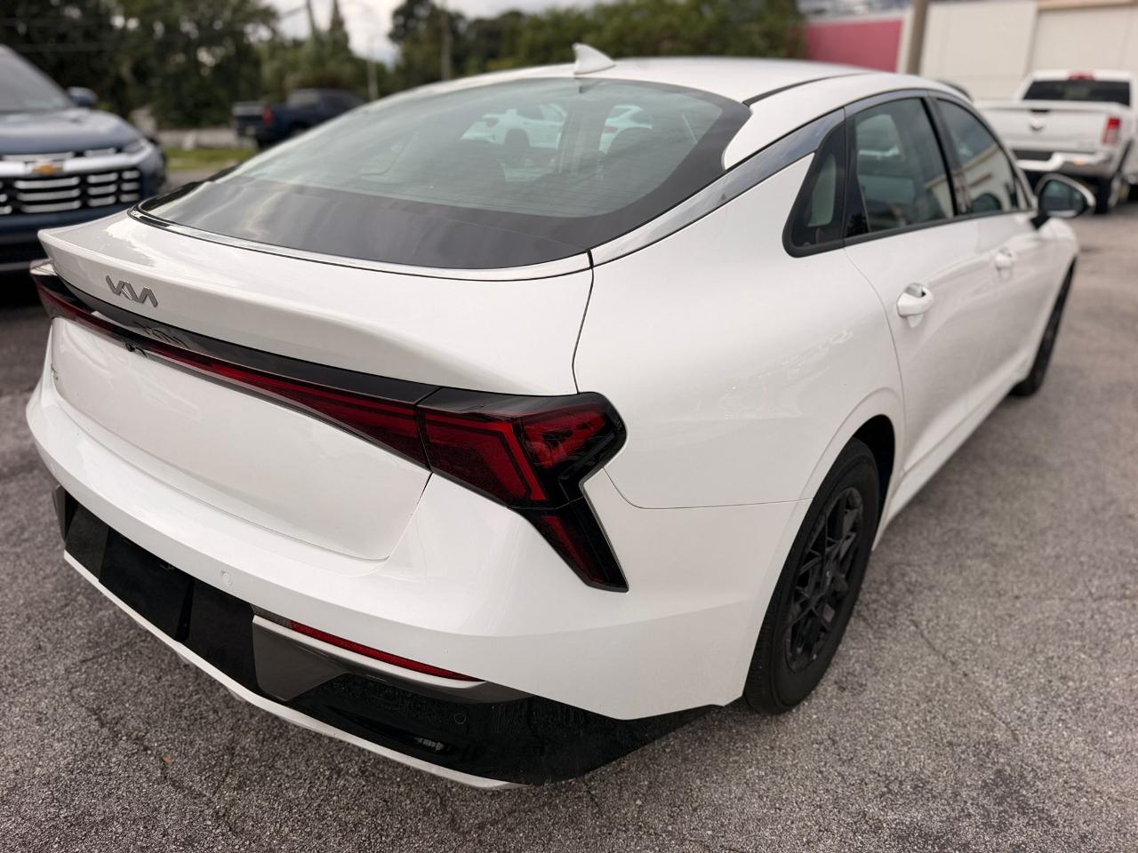 Kia K5 LXS 2026