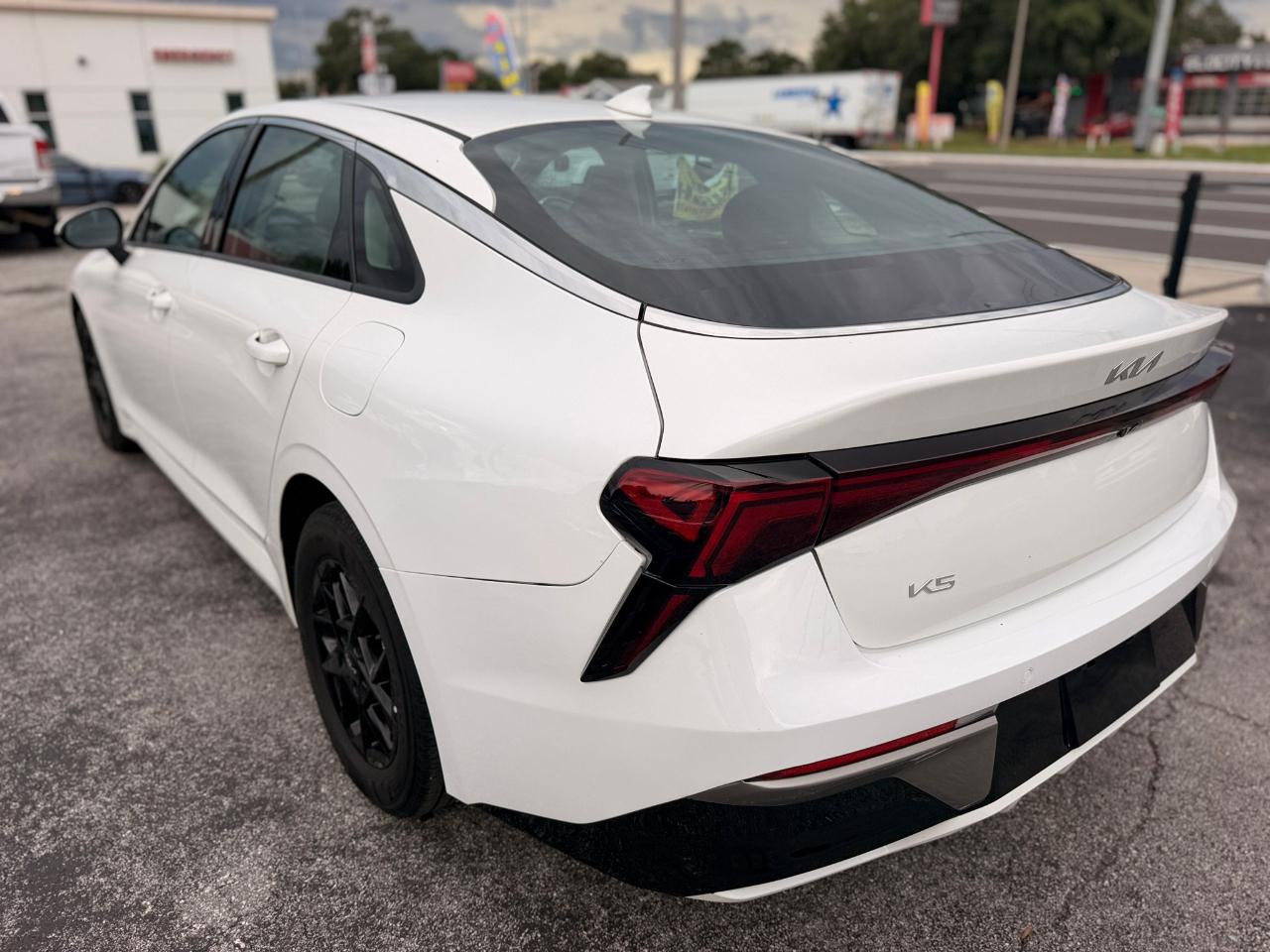 Kia K5 LXS 2026