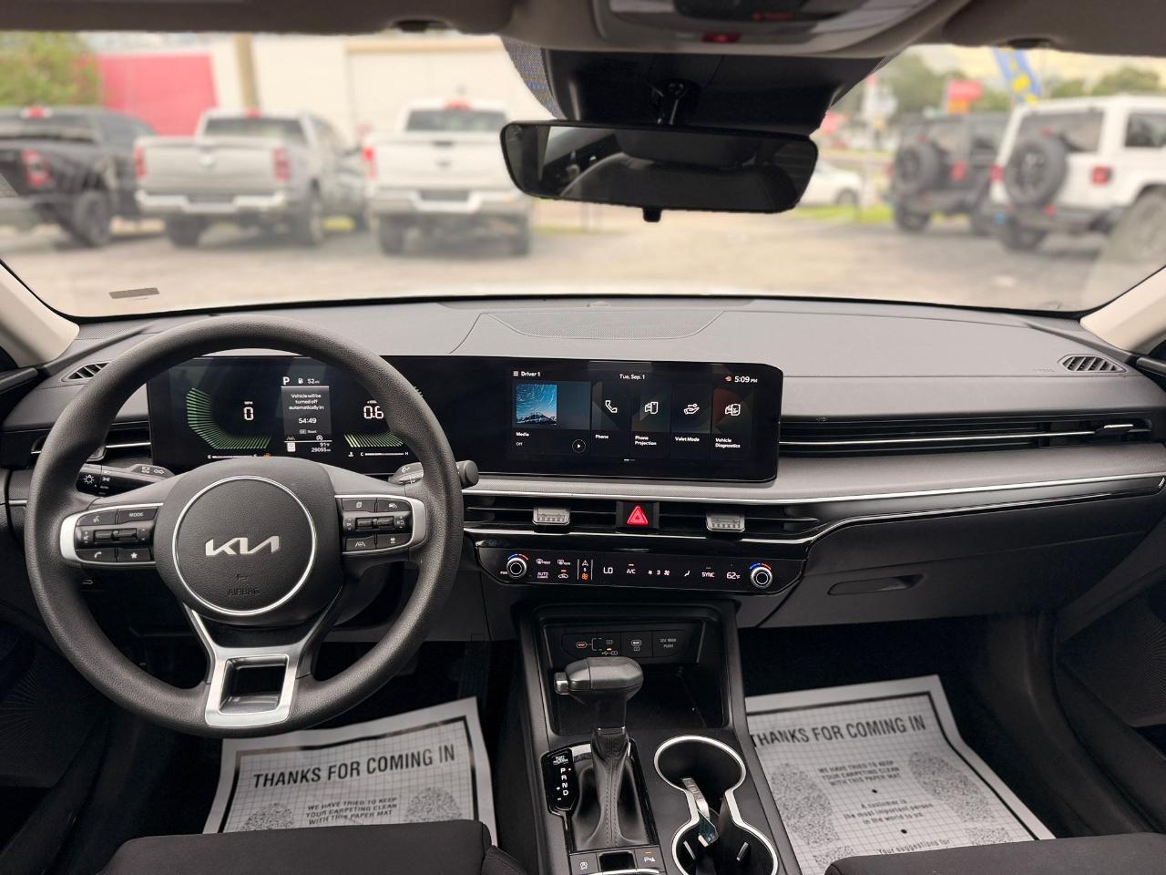 Kia K5 LXS 2026
