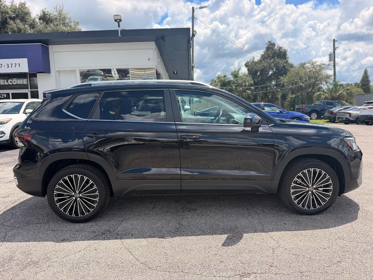 Volkswagen Taos SE 2026