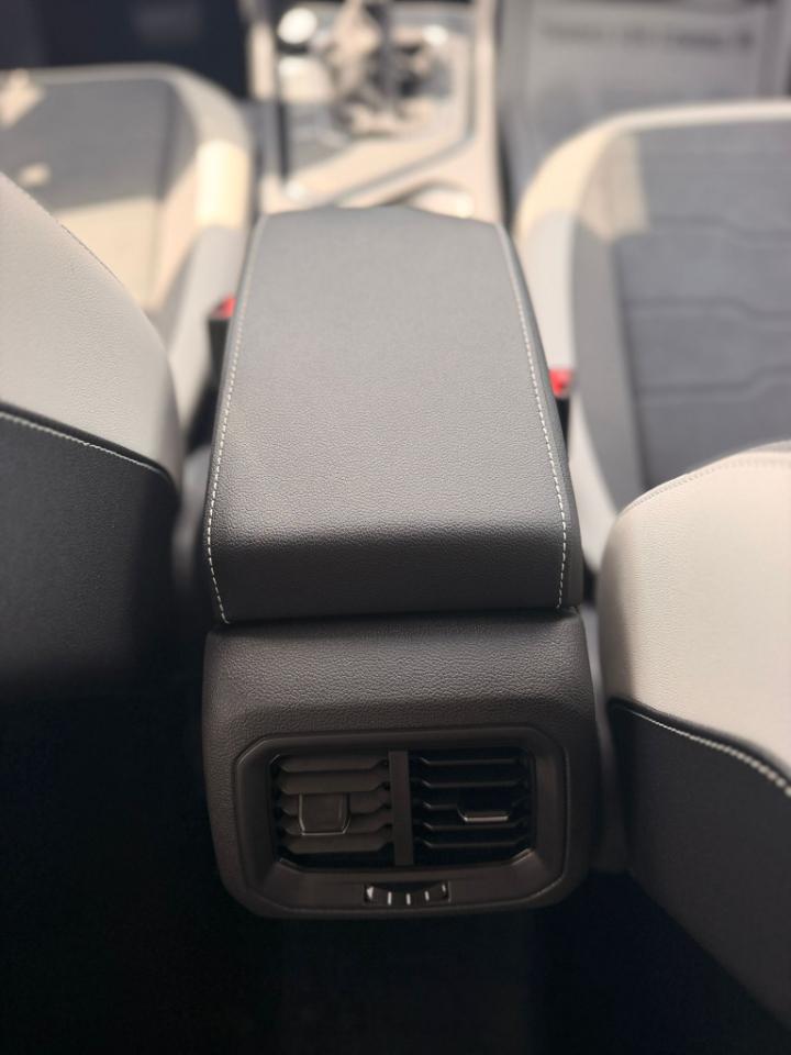Volkswagen Taos SE 2026