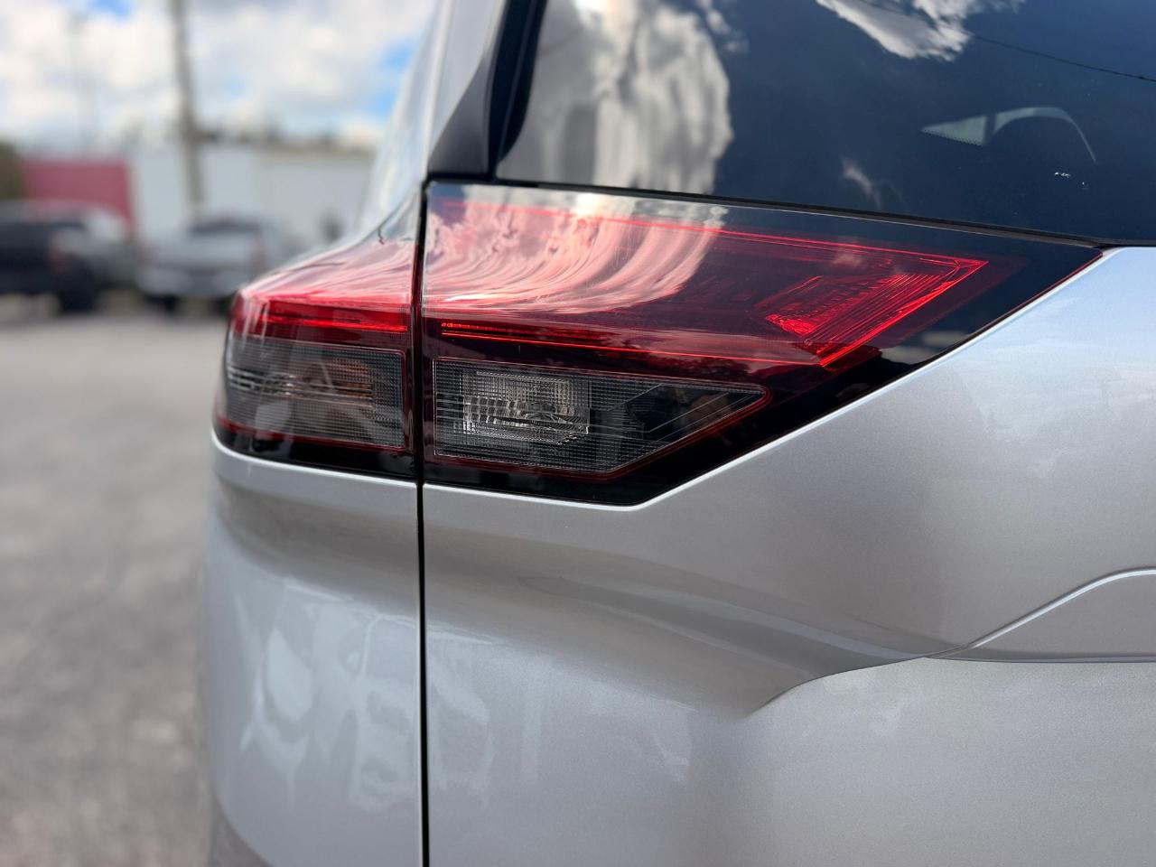Nissan Rogue SV AWD 2025