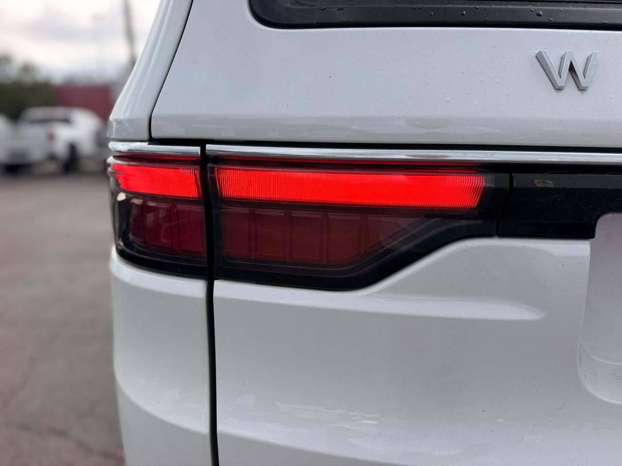 Jeep Wagoneer Series II 2024