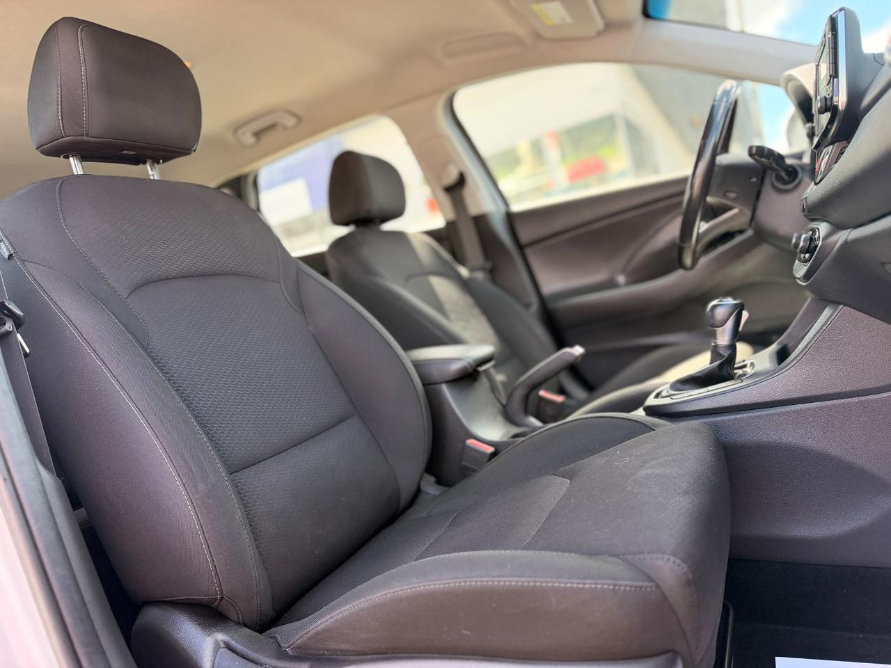 Hyundai Elantra GT 2.0L 6A 2018