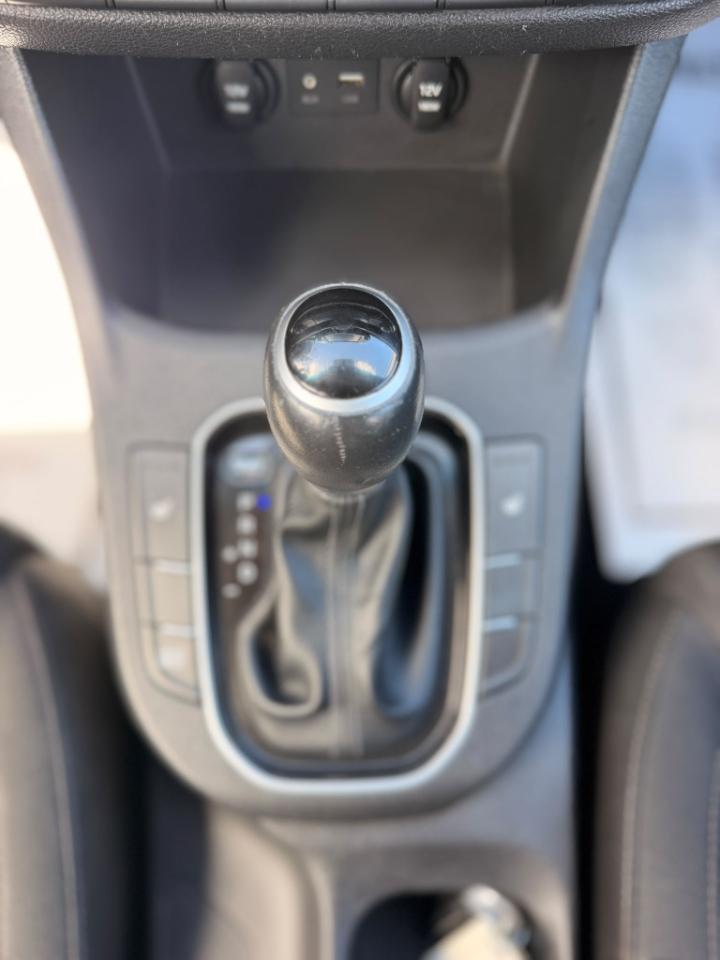 Hyundai Elantra GT 2.0L 6A 2018