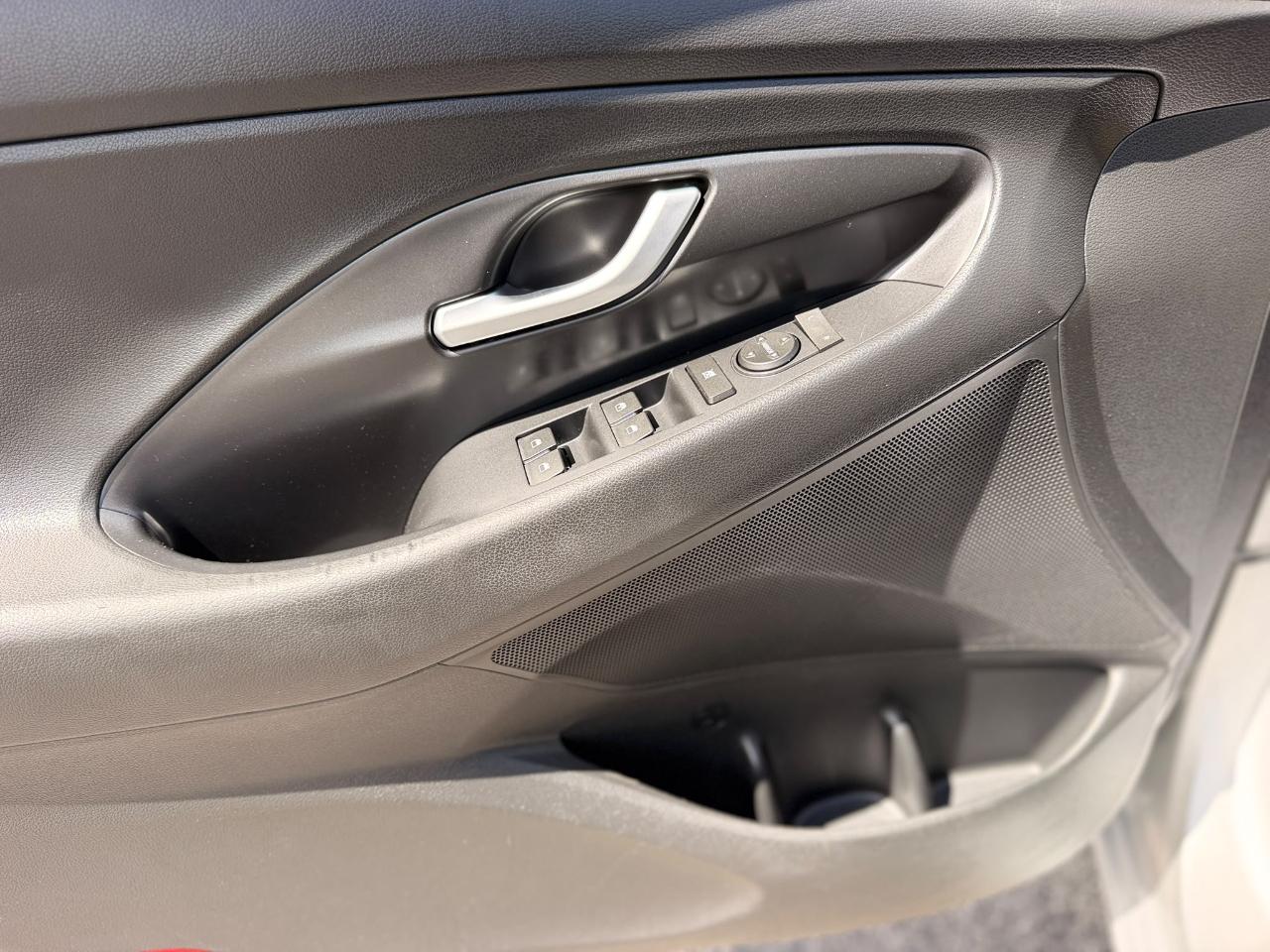 Hyundai Elantra GT 2.0L 6A 2018