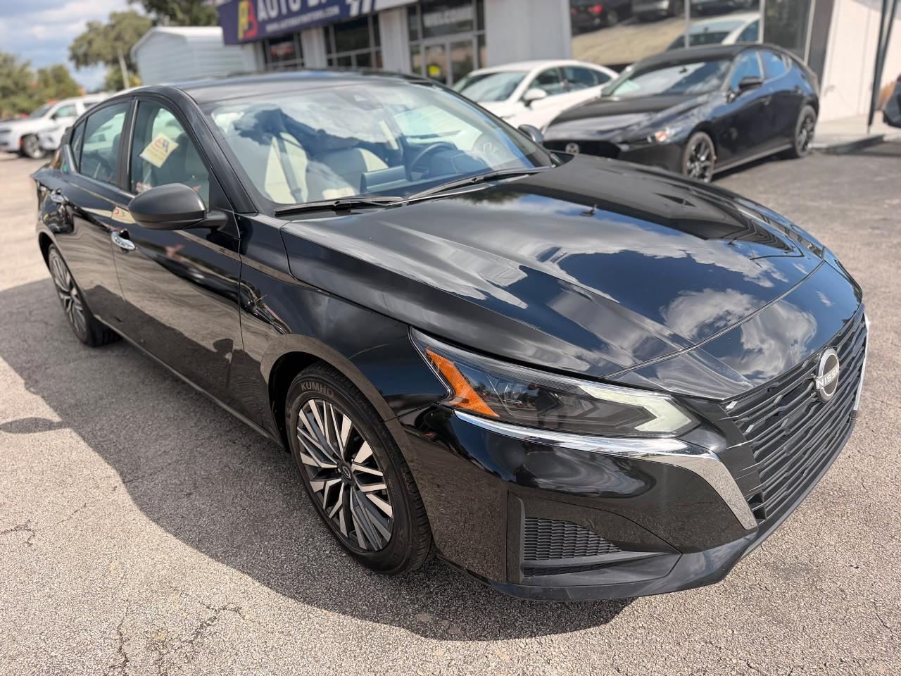 Nissan Altima 2.5 SV 2025