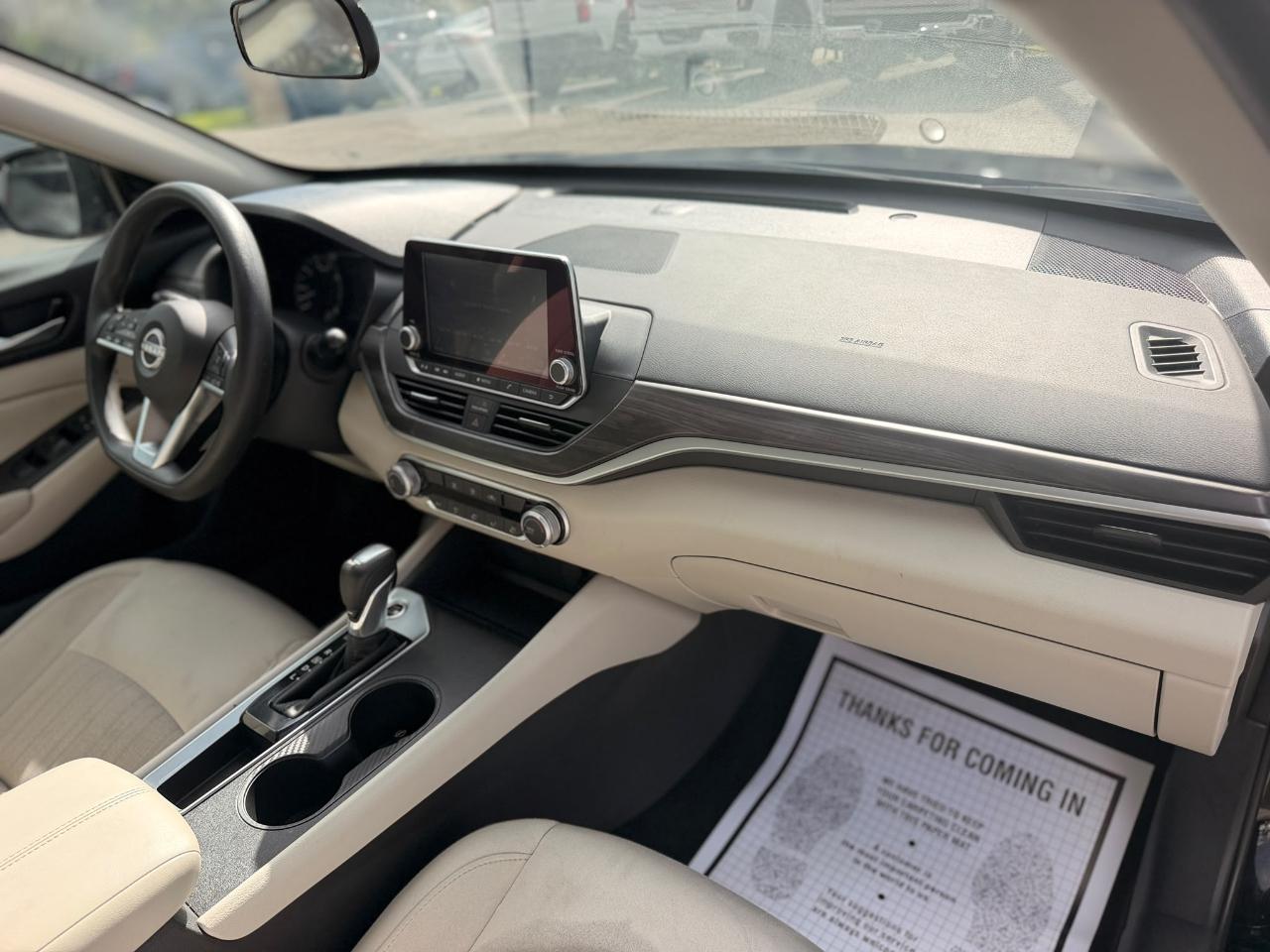 Nissan Altima 2.5 SV 2025