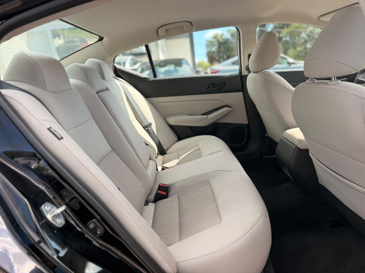 Nissan Altima 2.5 SV 2025