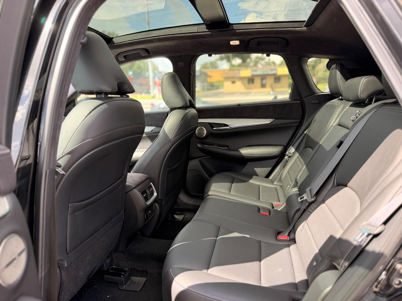 Infiniti QX50 ESSENTIAL AWD 2019
