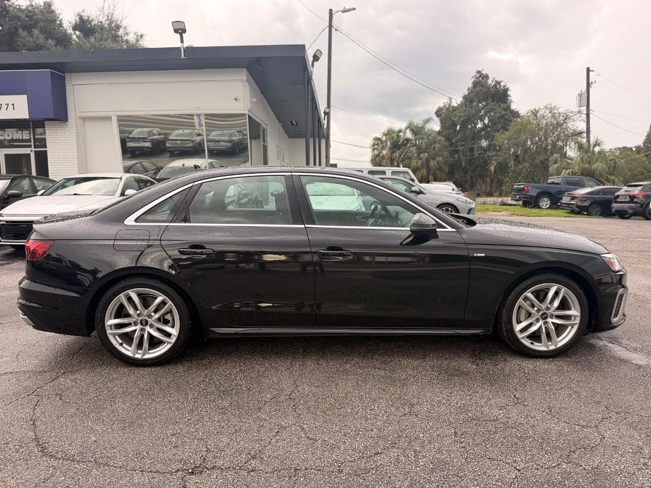 Audi A4  2024