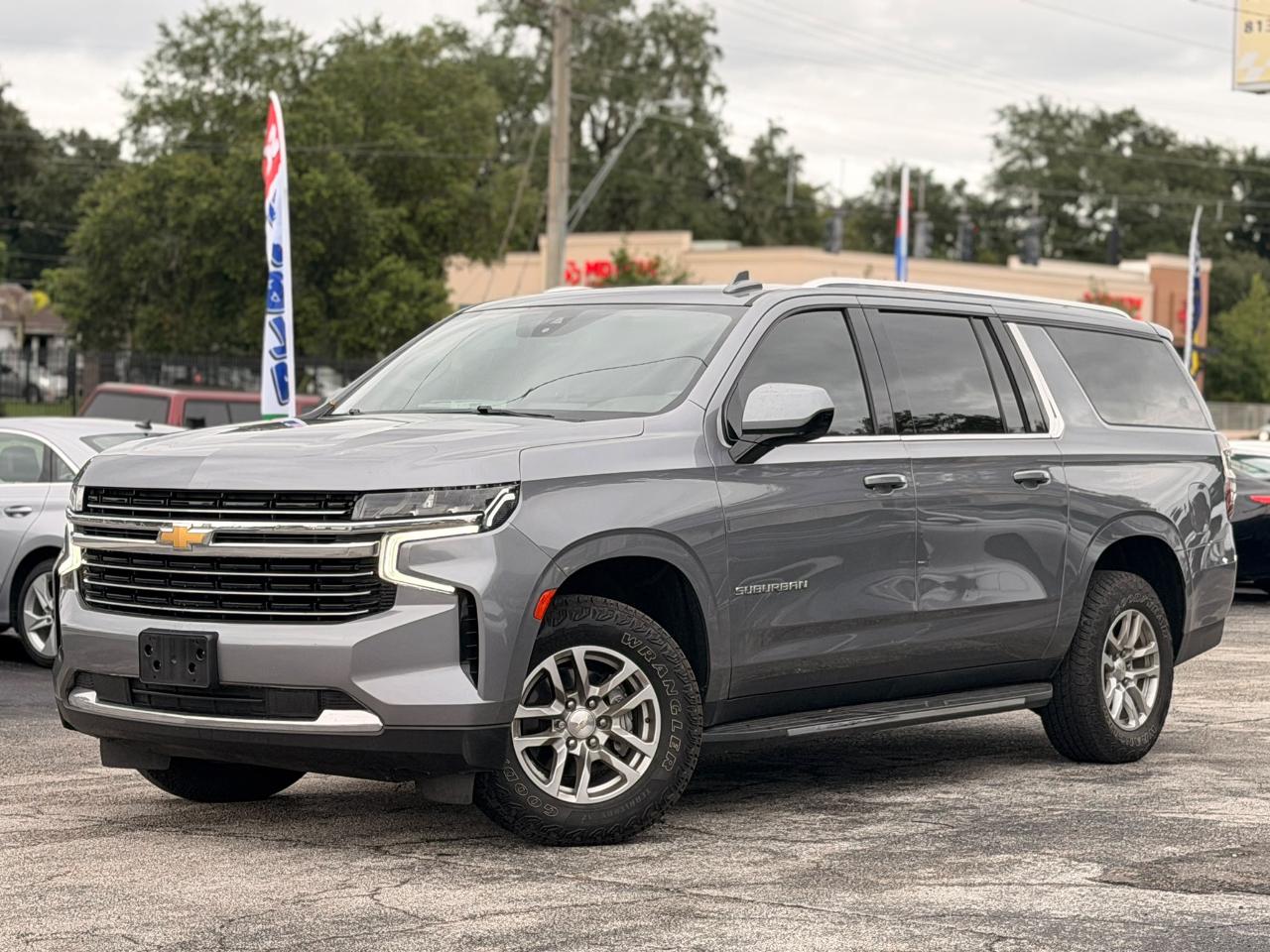 Chevrolet Suburban LT 2WD 2021