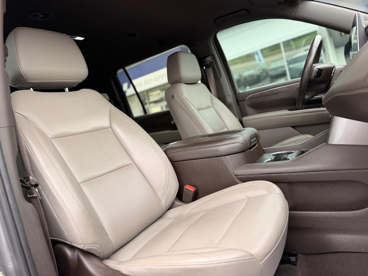 Chevrolet Suburban LT 2WD 2021