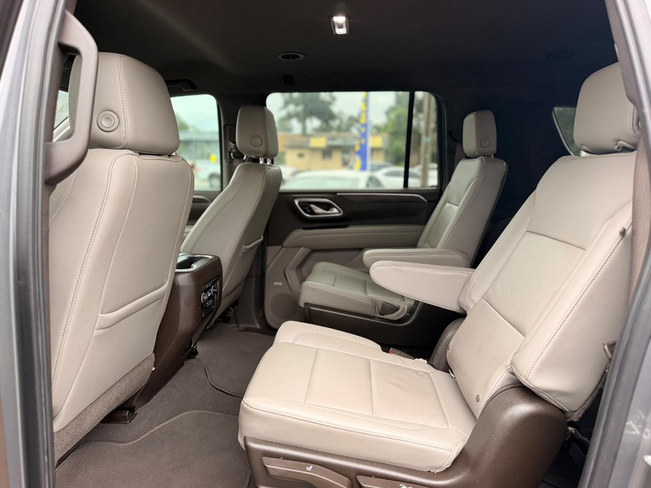 Chevrolet Suburban LT 2WD 2021