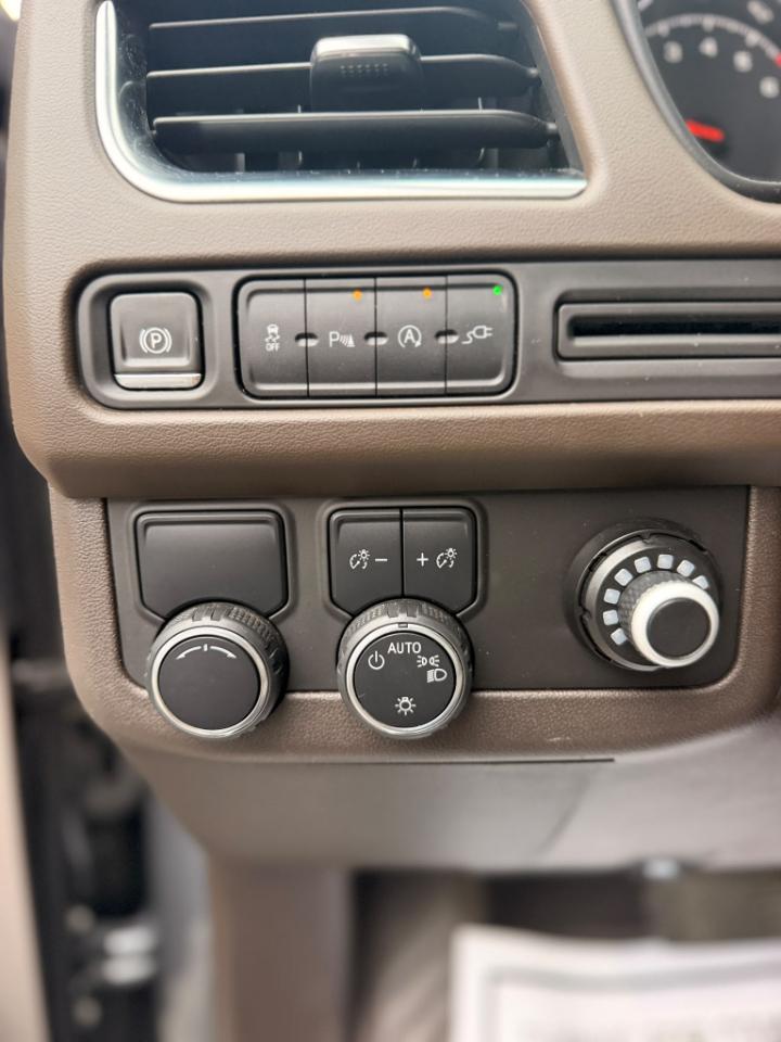 Chevrolet Suburban LT 2WD 2021