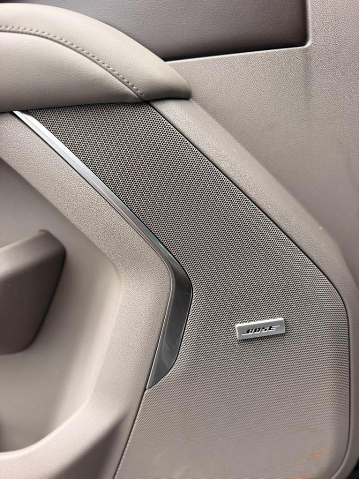 Chevrolet Suburban LT 2WD 2021