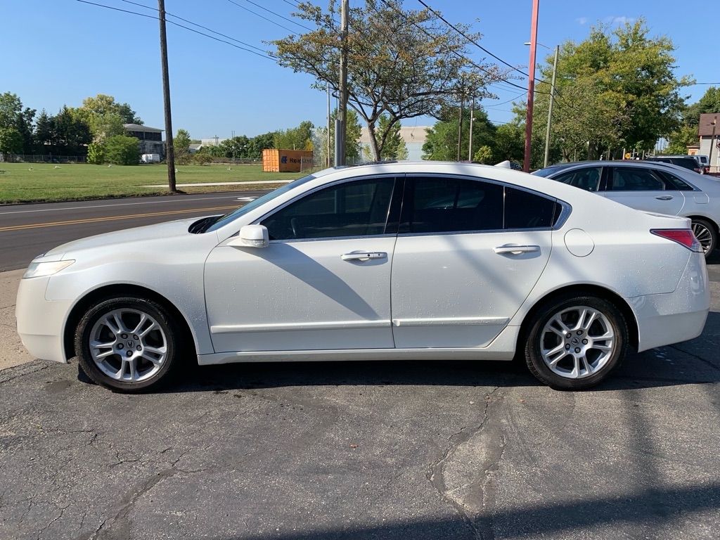 Acura TL 5-Speed AT with Tech Package 2009