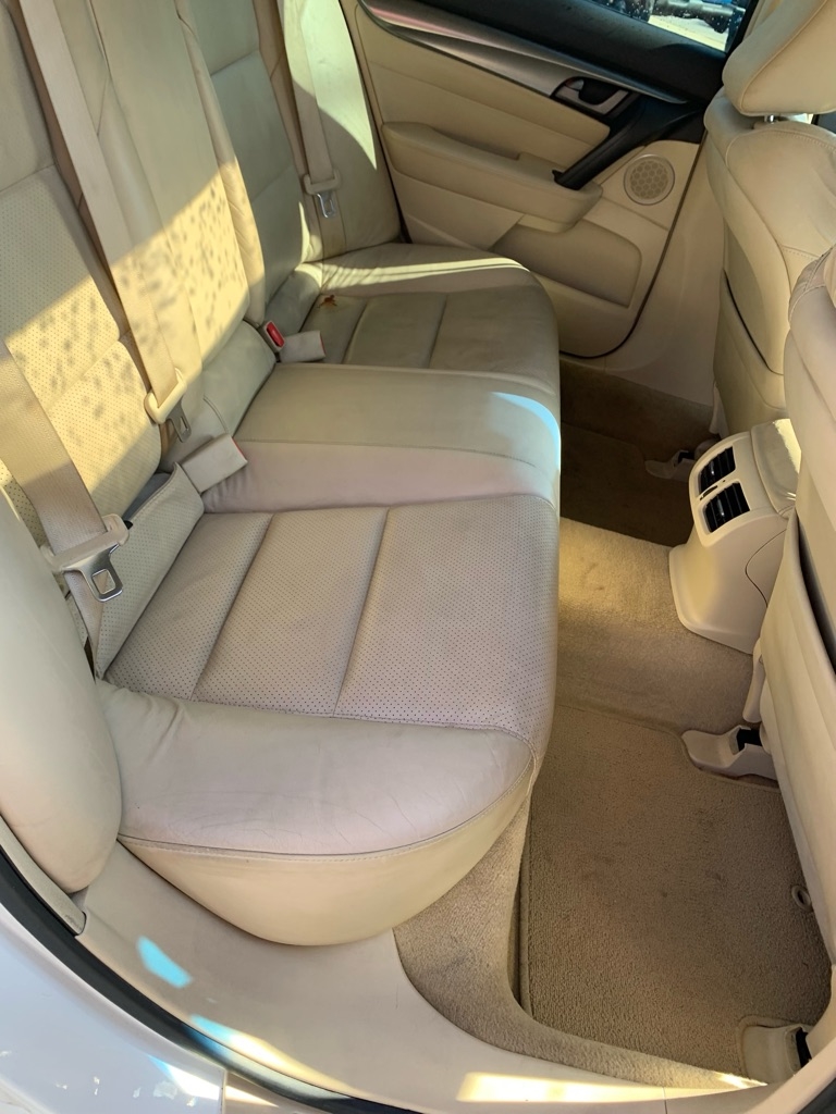 Acura TL 5-Speed AT with Tech Package 2009