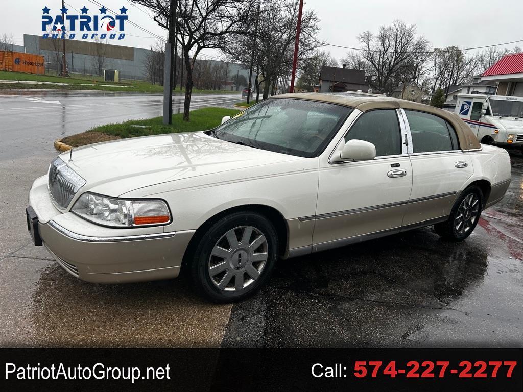 2004 Lincoln Town Car Ultimate