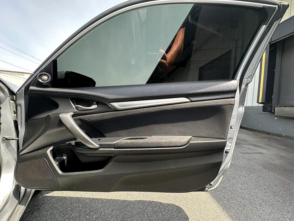 2017 Honda Civic EX-T photo 20