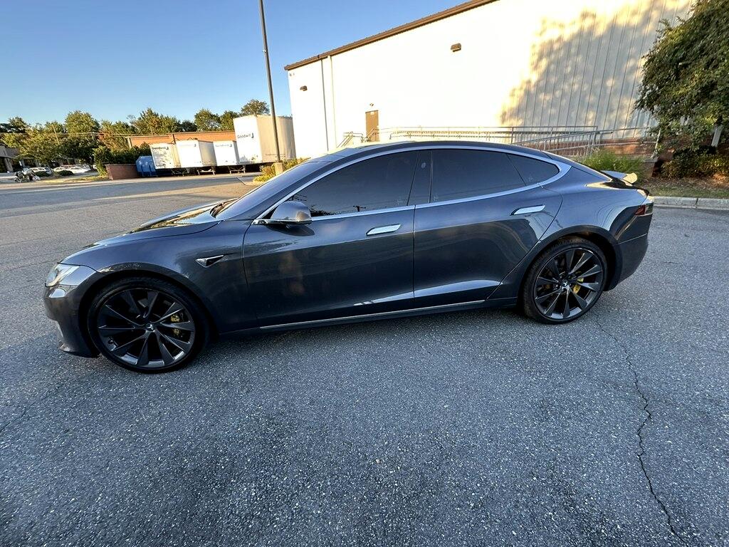 2018 Tesla Model S photo 2