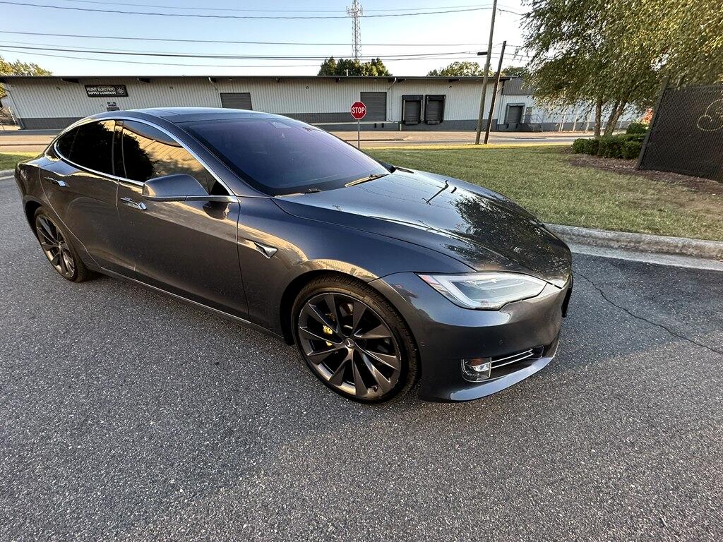 2018 Tesla Model S photo 11