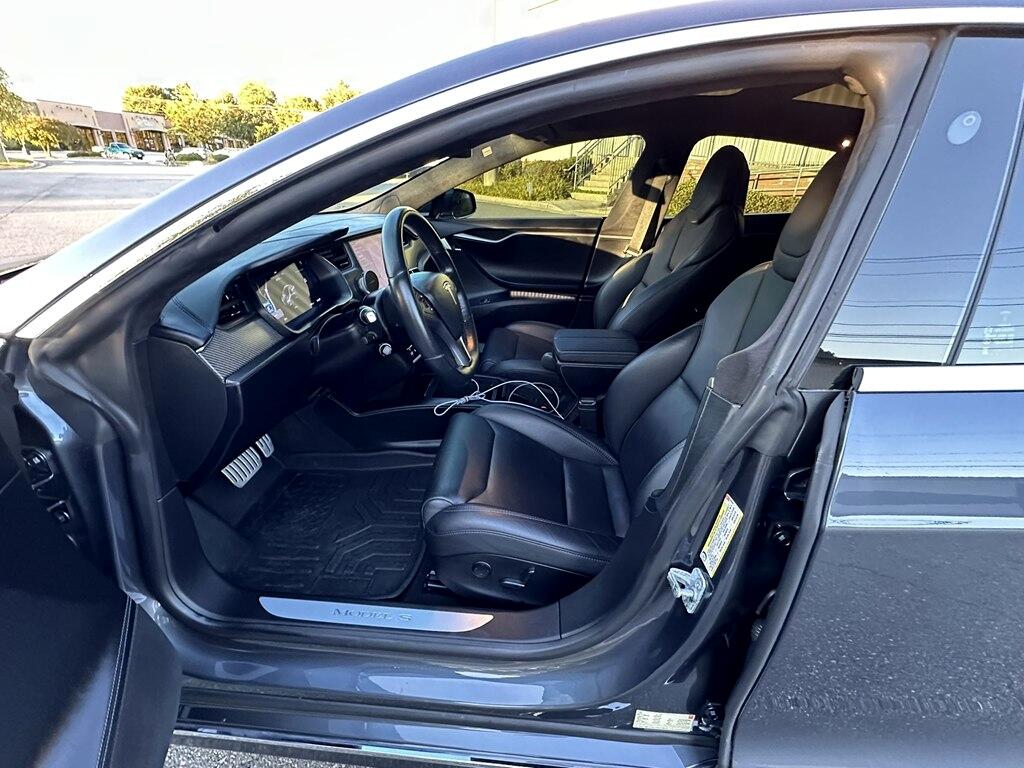 2018 Tesla Model S photo 16
