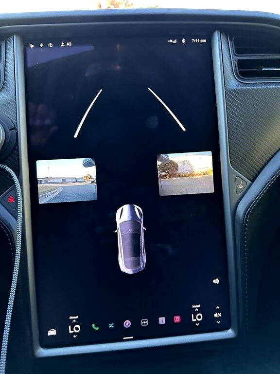 2018 Tesla Model S photo 36