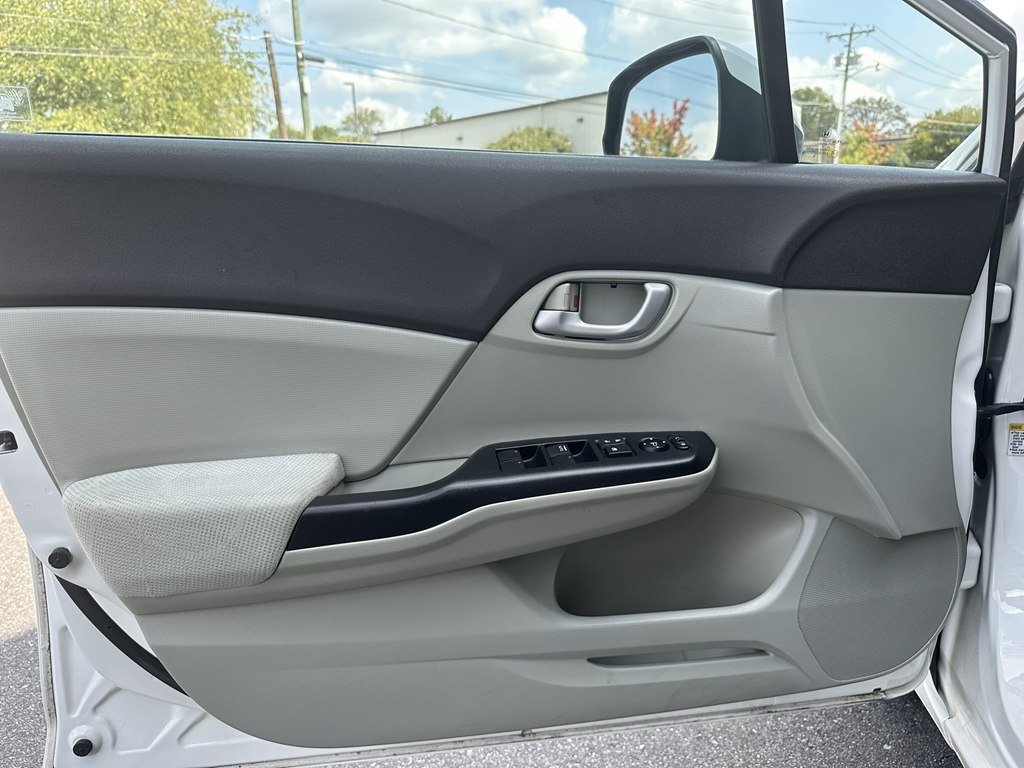 2012 Honda Civic LX photo 18