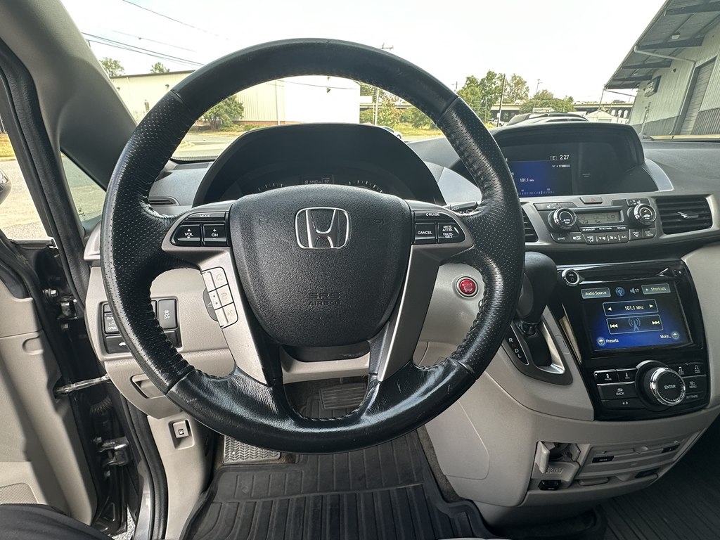 2014 Honda Odyssey EX-L photo 20