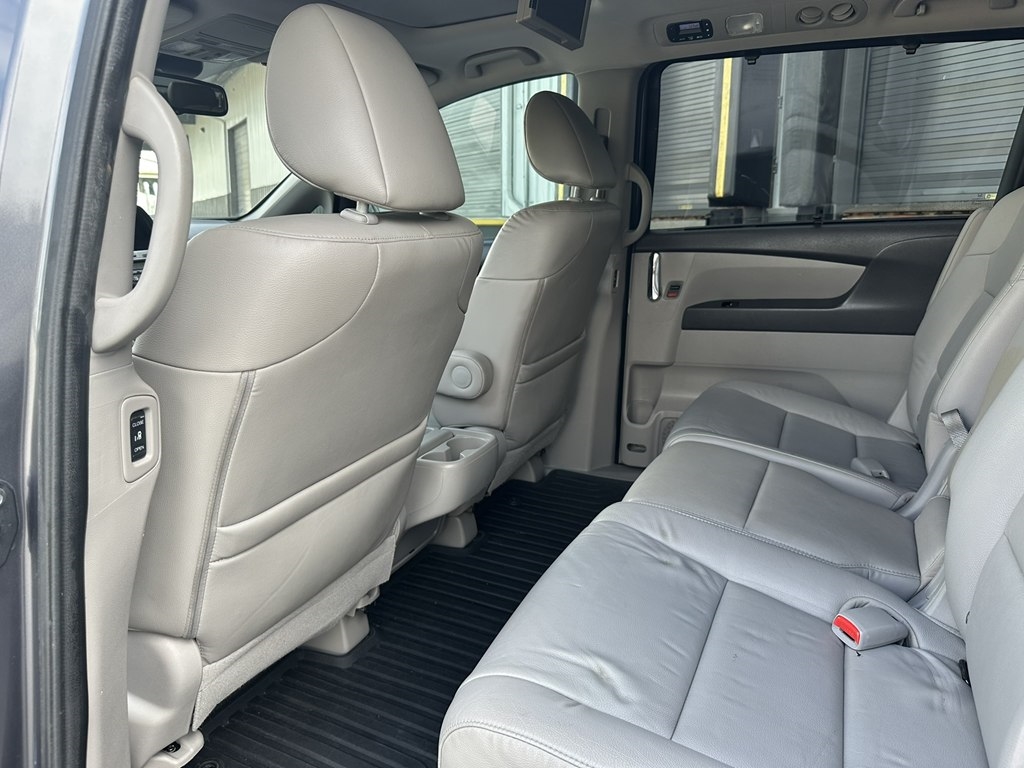 2014 Honda Odyssey EX-L photo 25