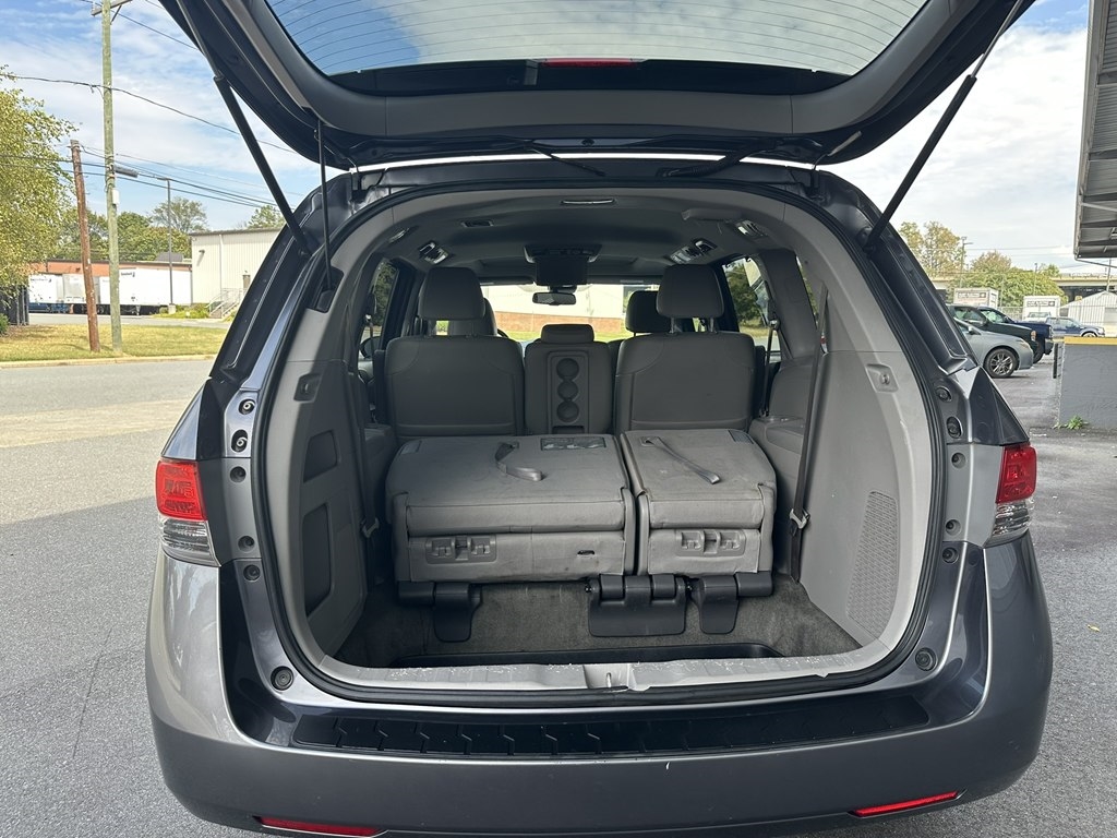 2014 Honda Odyssey EX-L photo 28