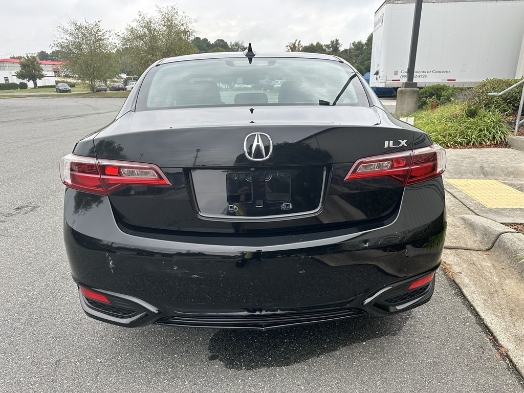 2017 Acura ILX 2.4L Premium photo 4