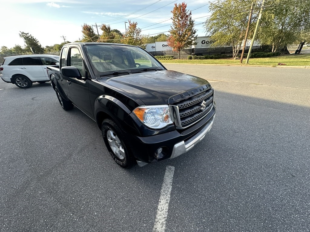 2009 Suzuki Equator photo 8