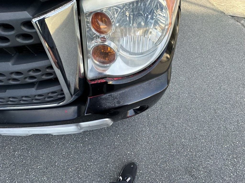 2009 Suzuki Equator photo 12