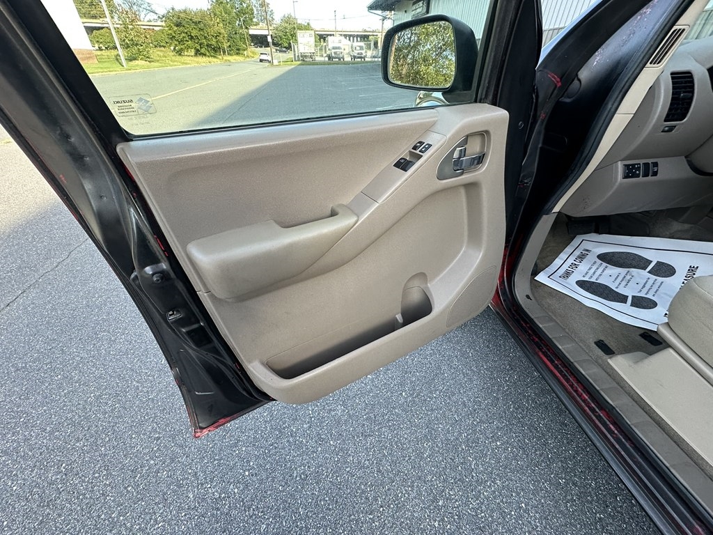 2009 Suzuki Equator photo 15